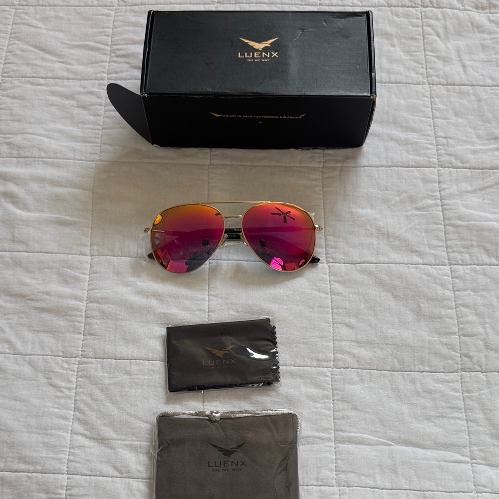 Women's Aviator Sunglasses - Pink and Gold